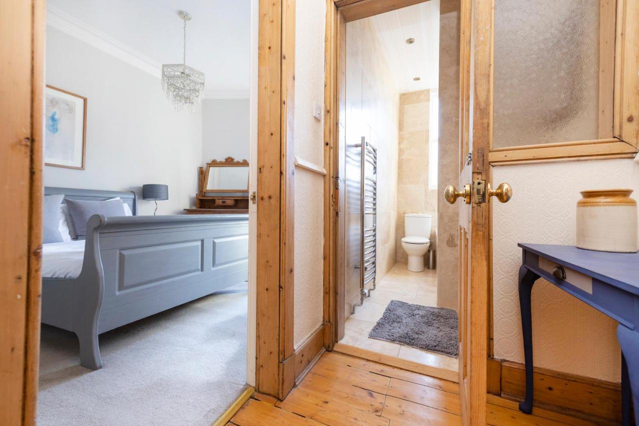 Joivy Old Town 1-Bed Apartment With Stunning Views Edynburg Zewnętrze zdjęcie